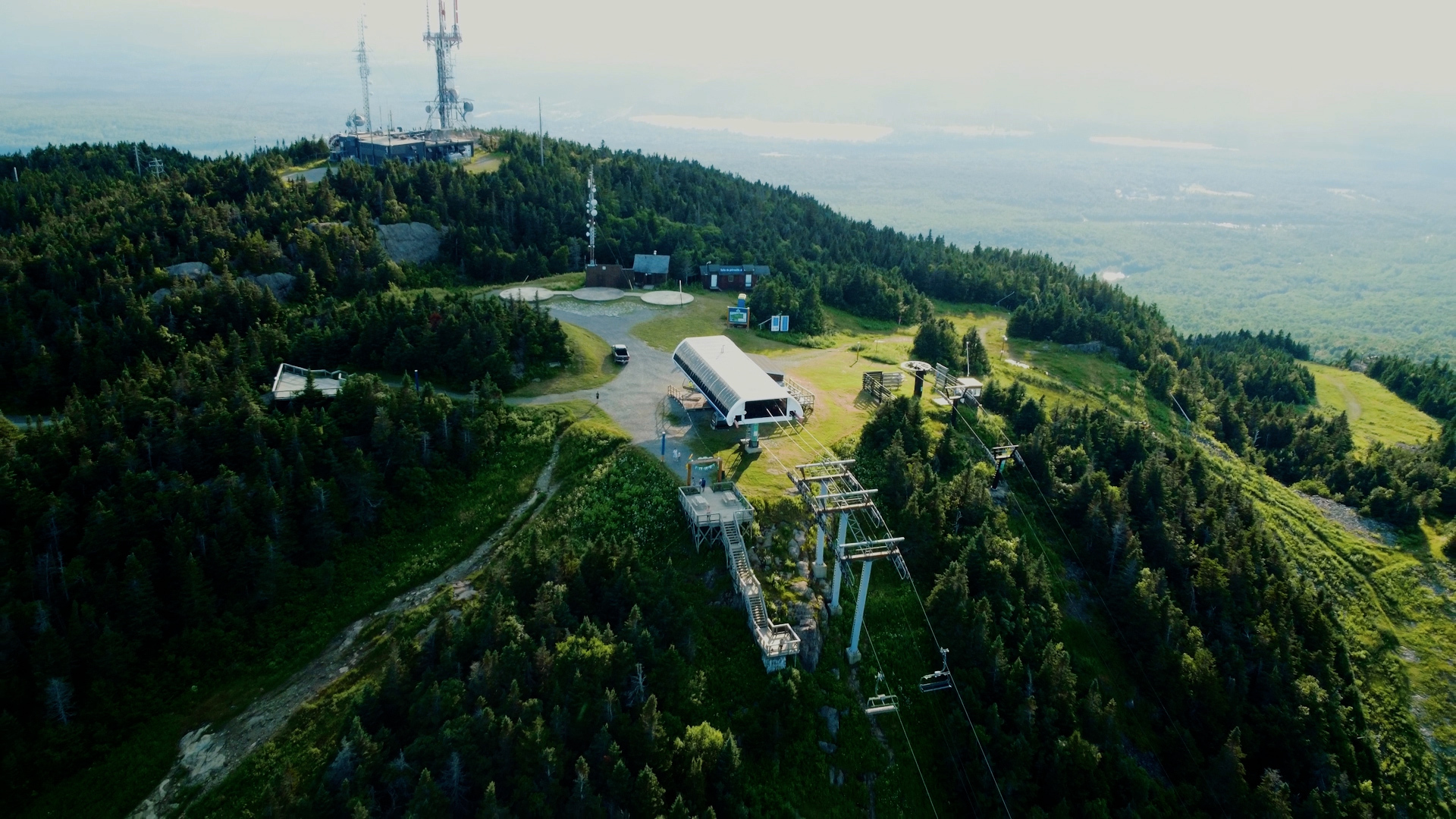 Sequence 01 00 00 18 00 Still006