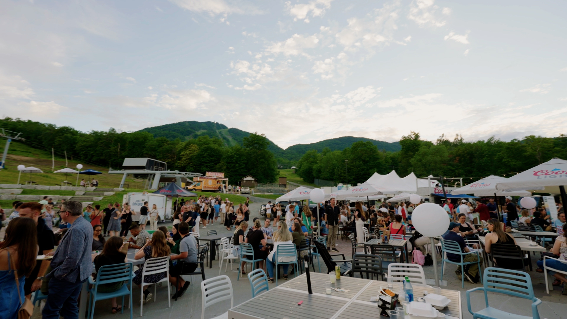 Sequence 01 00 00 22 22 Still003