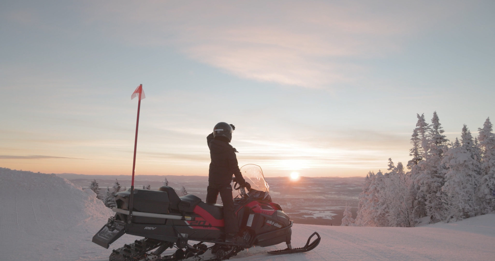 21467 DERUSH 00 01 24 04 Still026